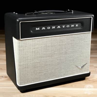 Magnatone Baby M-80 12-Watt Tube 1x10" Combo Amp w/ Cover image 1