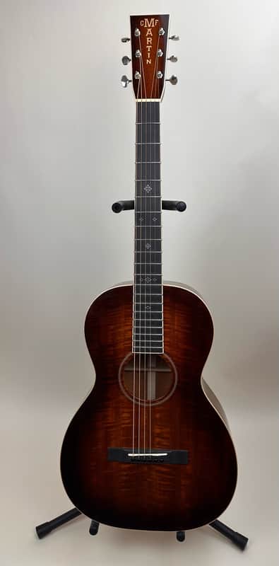 : Martin Custom Shop 0-12 Fret - All Fiddleback Mahogany, Hide Glue (MINT / UNPLAYED) image 1