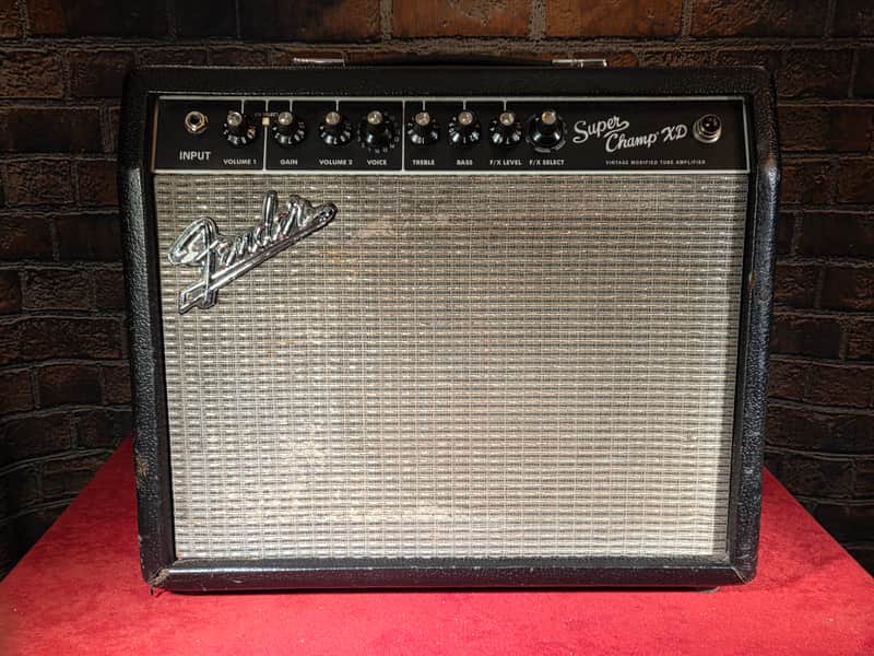 Fender Super Champ XD 2-Channel 15-Watt 1x10" Guitar Combo image 1