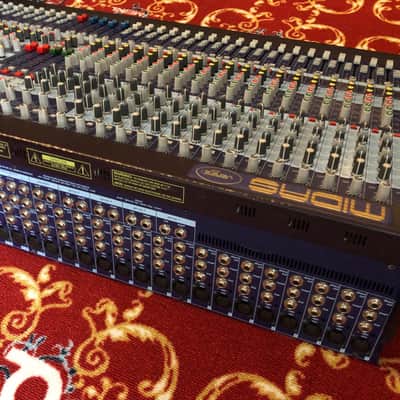 Midas Venice 320 32-Channel Mixing Console image 6