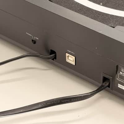 Audio-Technica AT-LP60USB Black Fully Automatic Belt Driven Turntable with USB 2010s - Black image 9