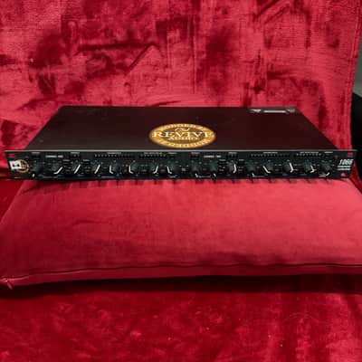 Revive Modified dbx 1066 Dual-Channel Compressor / Limiter / Gate - Black Bild 1