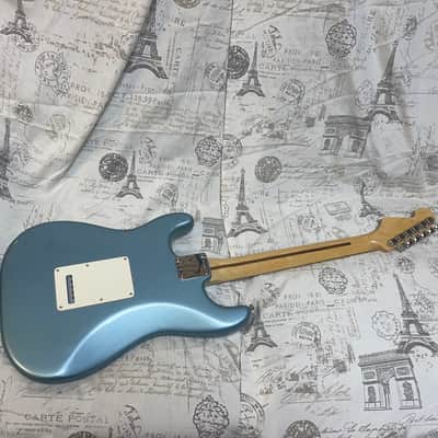 2005 Fender FSR Deluxe Vintage Player ‘62 Stratocaster Ice Blue Metallic Thin Skin Lacquer Matching Headstock 22 Frets Wildwood Spec ARVI Reissue RARE! image 10