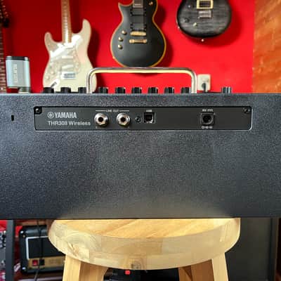 Yamaha THR30II-WL 30-Watt 2x3.5" Wireless Stereo Digital Modeling Guitar Combo image 7
