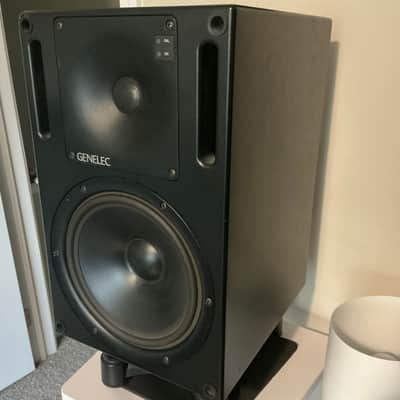 Genelec 1031A 8" Powered Nearfield Studio Monitor image 5