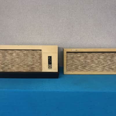 Vintage Voice of Music Model 562 Hi/Fi Record Player/Changer w/ EXT Speaker image 2