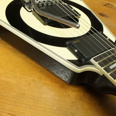 Gibson Flying V Custom Shop Zakk Wylde Bullseye * signed by Zakk image 12