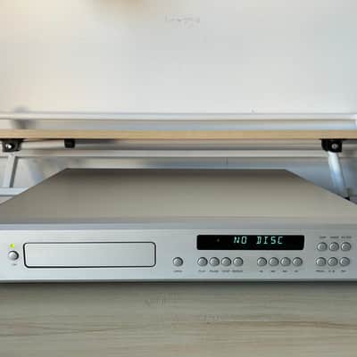 T+A Pulsar CD 1230 R Professional CD Player - Silver image 13