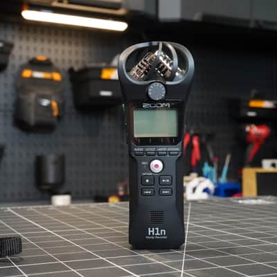 Zoom H1n Handy Recorder 2018 - Black image 1
