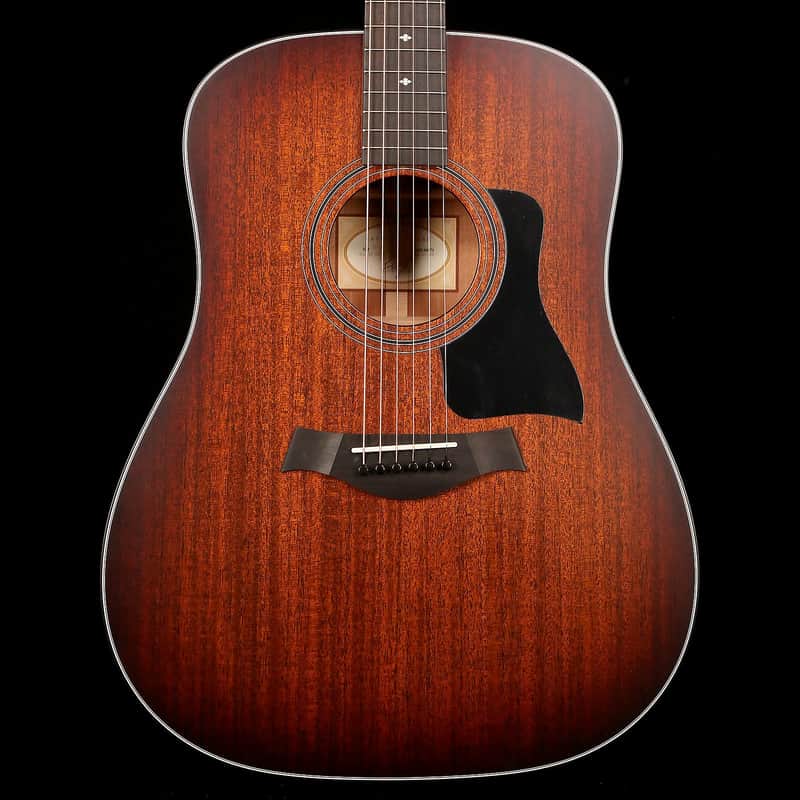 Taylor 320 Special Edition Sapele / Mahogany image 2