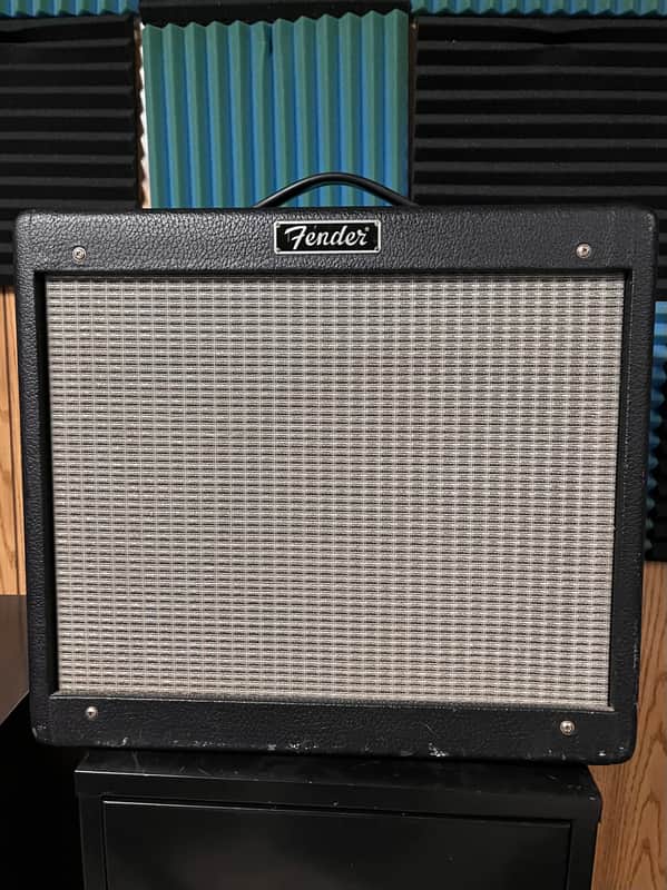 Fender Blues Junior 15-Watt 1x12" Guitar Combo 1997 - 2001 - Black image 1