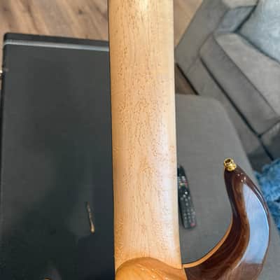 The Collector’s Choice: Treker Custom 6-String Bass – Alembic Pickups – Mint/Like-New image 3