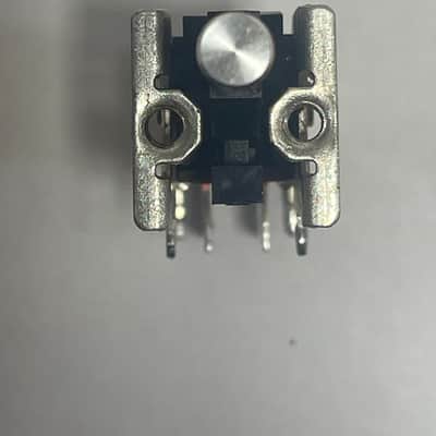 Roland JC120 *BRIGHT* switch (version 1, SLR-022 / part #13139109) early 1980 image 5