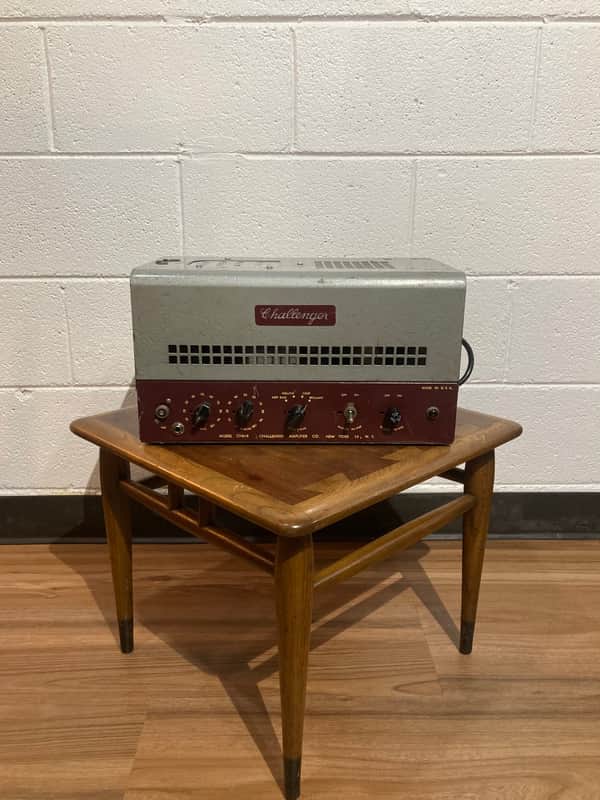Challenger Amplifier co. CH618 1940’s Guitar Amplifier Head - Red / grey image 1
