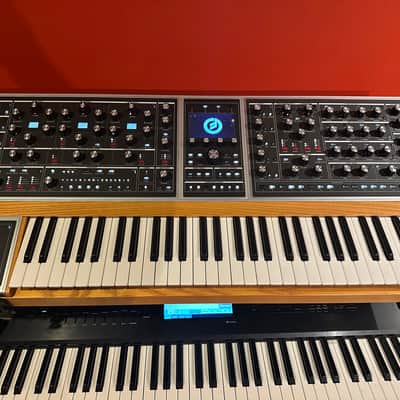 Moog One 8-Voice 61-Key Polyphonic Analog Synthesizer 2018 - Present - Black/Ash