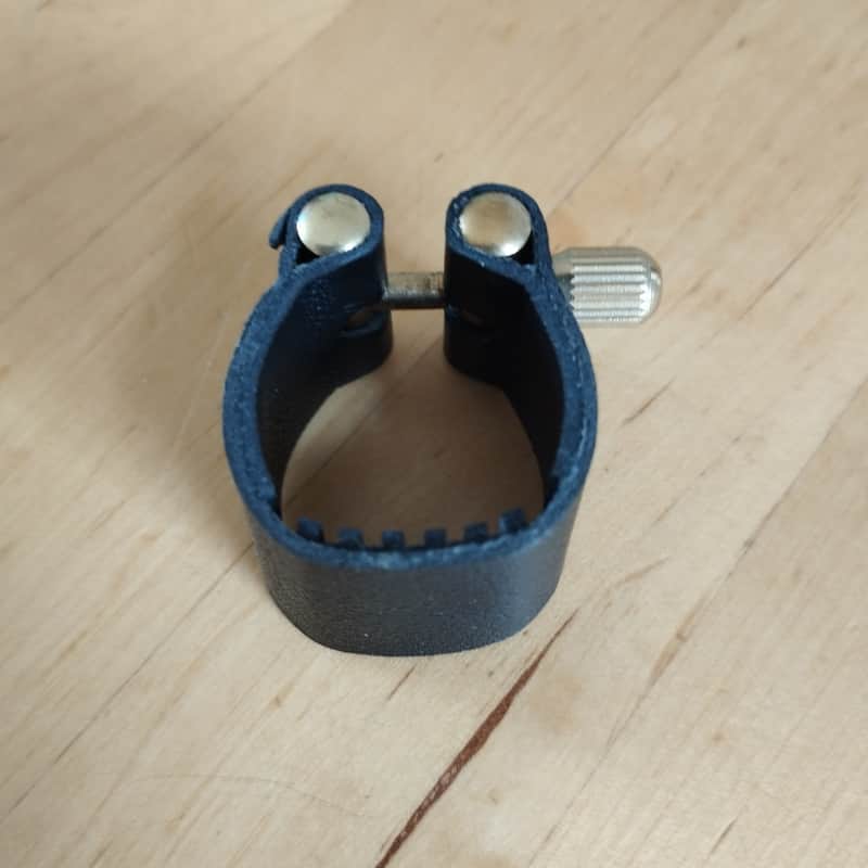 Alto/Tenor Sax Ligature image 1