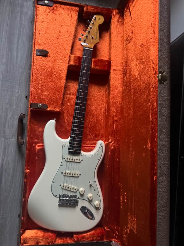Fender American Vintage II 1961 Stratocaster - Olympic White image 1