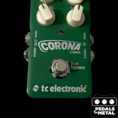 TC Electronic Corona Chorus 2011 - Present - Green - X18542 image 2