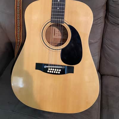 Harmony-Rare Model H 570 12 String-Nice Low Action 1970’s Natural Spruce Beauty - Nice Player - NM Condition. Comes w/ New Gator Case!! image 2