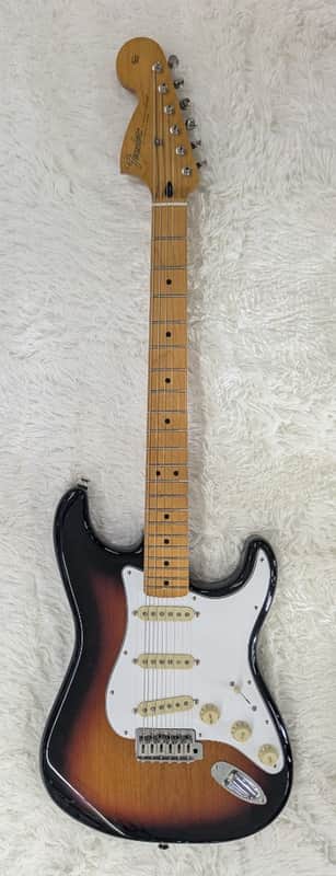 Fender Jimi Hendrix Stratocaster Guitar, Maple Fingerboard, 3-Color Sunburst