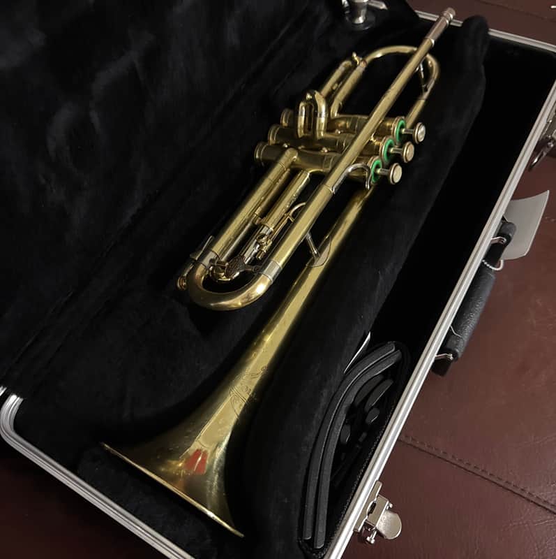 Holton Collegiate Bb Trumpet (1966) SN 431874 (student) (100% new clear lacquer) image 1