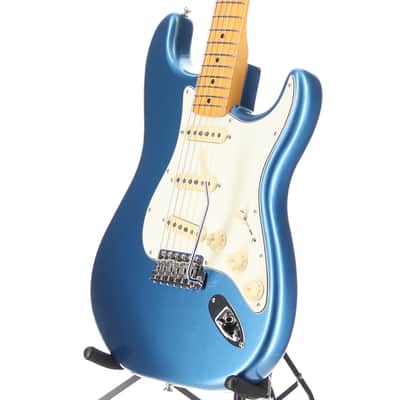 Fender American Vintage II 1973 Stratocaster, Maple Fingerboard, Lake Placid Blue (T12)(16431) (16431) image 4