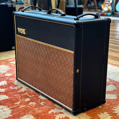 VOX AC30CC2 Custom Classic 30 Watt 2x12" Valve Combo Amplifier image 5