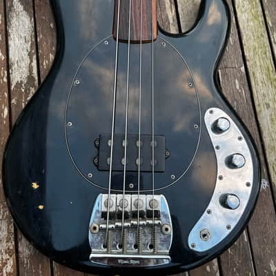 Music Man Sting Ray 1979 - Black image 7