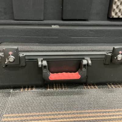 Gator GTSA-KEY76 TSA Series ATA Molded Deep 76-Key Keyboard Case 2010s - Black image 5