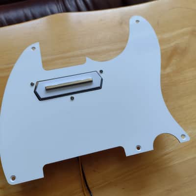 Fender Telecaster Pickguard, 5-Hole, 1-Ply with Lollar Charlie Christian Pickup - White image 5