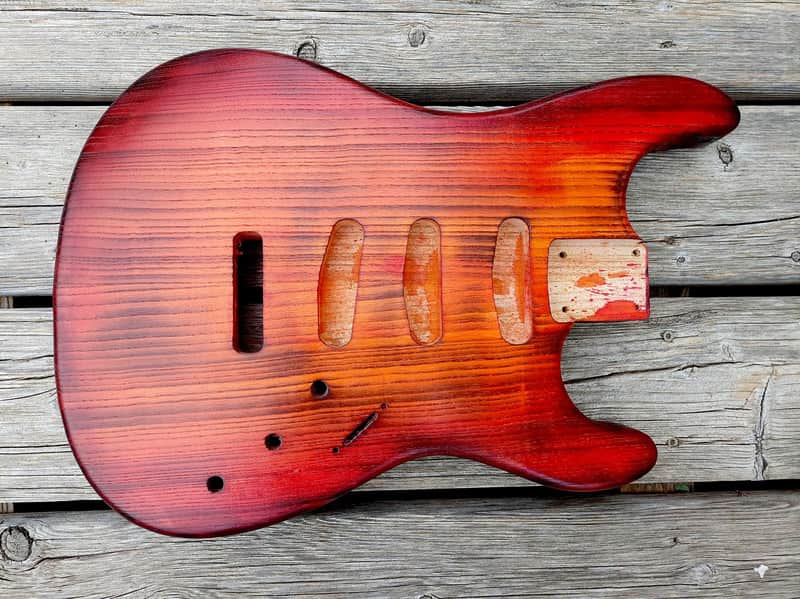Stratocaster body, swamp ash, rear rout image 1
