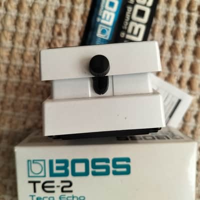 Boss TE-2 Tera Echo 2013 - Present - White image 6