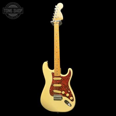 Used 1984 Squier MIJ Stratocaster White w/Case TFW3850 image 2
