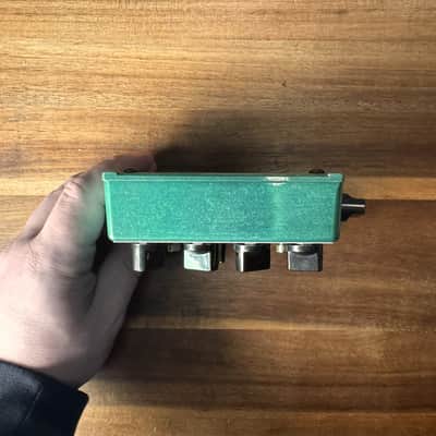 Shin's Music Bass Master Bass Preamp - Candy Green image 8