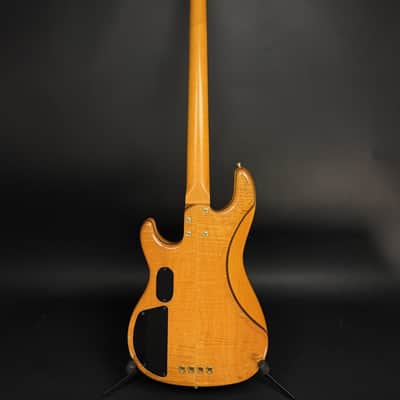 2001 Fender American Deluxe Zone Bass - Amber Bild 6