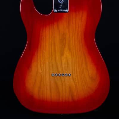 Fender Player II Telecaster, Rosewood FB, Chambered Ash, Aged Cherry Burst image 3