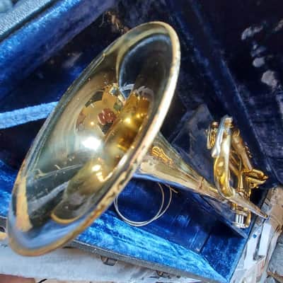 King Cleveland 600 Bb Trumpet, USA, Brass with Case, good but resolder image 5