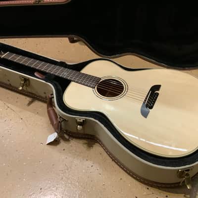 Alvarez Yairi FYM60HD Honduran Folk/OM Acoustic Guitar with case image 22