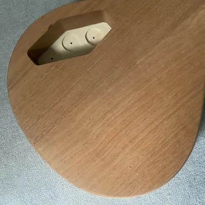 Tagima Guitar Tiger Maple Top Body with Mahogany Neck, Rosewood Fingerboard image 7