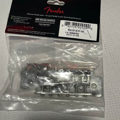 NOS 2000's Fender USA American Standard Stratocaster Complete Base Plate & Saddles image 1