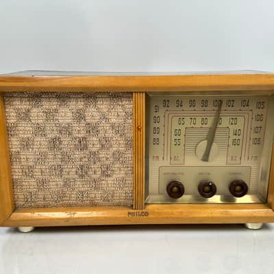 Philco Tube AM/FM Radio Model 50-926 image 7