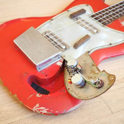 1965 Danelectro Coral Deluxe Vintage Electric Bass Guitar Fiesta Red Full Scale image 18