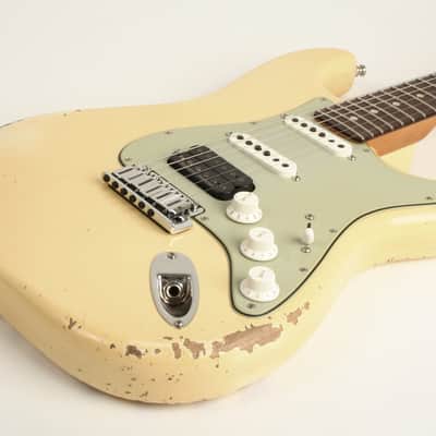 Fender Custom Shop Custom Deluxe HB S-1 Strat Relic with Closet Classic Hardware 3A Rosewood Fingerboard Vintage White R147414 image 3