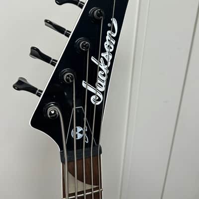 Jackson X Series David Ellefson Signature Concert Bass CBX V with Laurel Fretboard - Quicksilver image 3