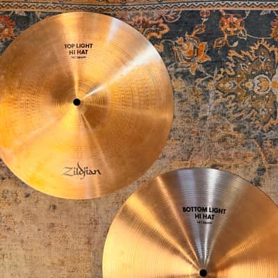 Rare FACTORY LIGHT Vintage Zildjian Thin Hihats 14” 879 892 g CLEAN! Awesome LIGHT Zildjian! Discontinued image 3