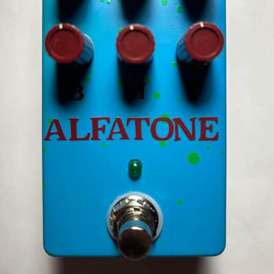 AlfaTone Black Pearl #1 2024 - Blue Green Mixture (Funny Little Boxes 1991 Pearl Jam Ten style guitar pedal) image 1