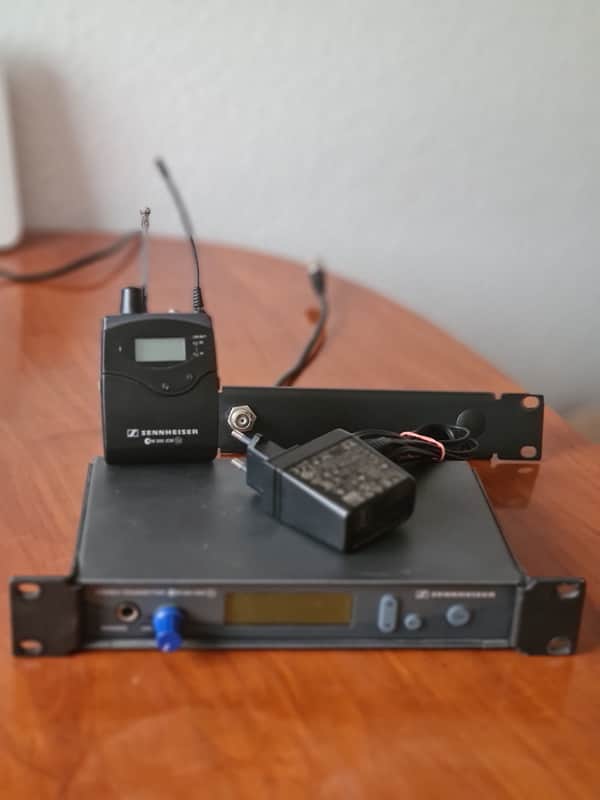 Sennheiser Sennheiser SR300 IEM G2 D (786–822 MHz) + EW300 IEM G2 Bodypack Receiver | Rack Mount | Professional Set image 1