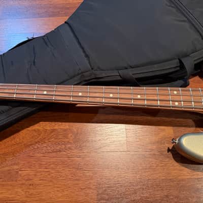 Fender Player Precision Bass with Pau Ferro Fretboard Seymour Duncan Pickups 2019 - 2024 - Silver image 6