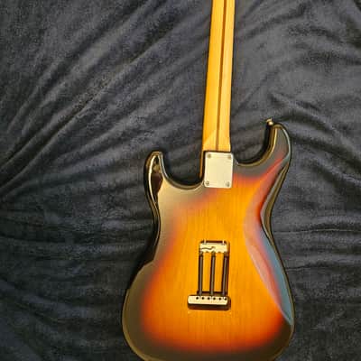 Fender MIJ Hybrid II Stratocaster w/ American Professional II V-Mod II Pickups image 3