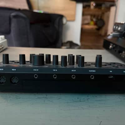 Modal Electronics Skulpt 4-Voice Analog Synthesizer 2018 - 2020 - Black image 3